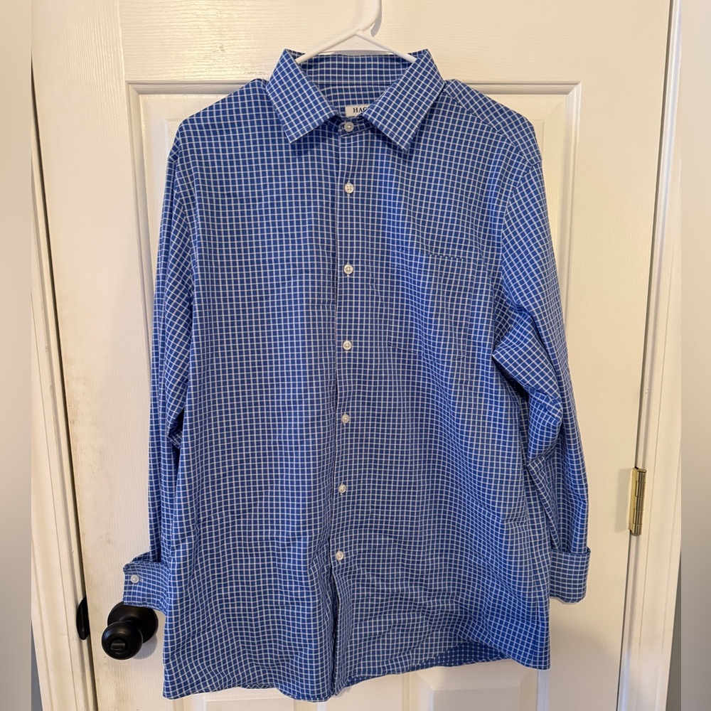 Haggar Men's Blue and White Plaid Shirt